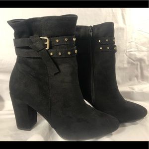 Jennifer Lopez Zircon Black Boots Size 7.5